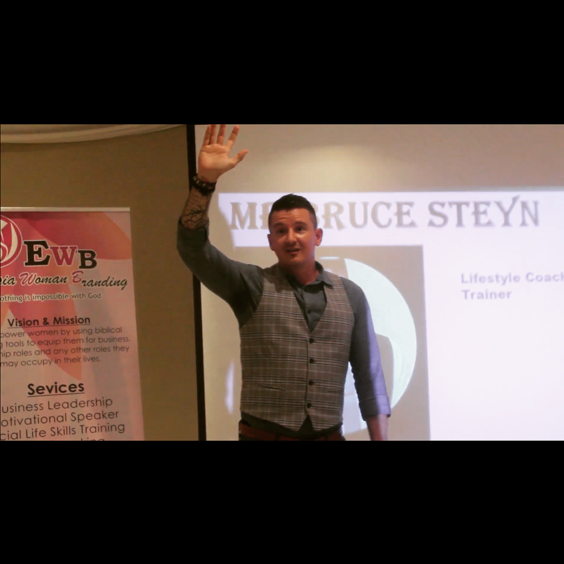 Bruce Steyn speaking at a business branding event